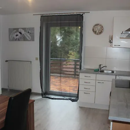 Gut Gelegenes Mit Wifi, Parkplatz, Wama, Trockner Usw. Apartment Kaiserslautern