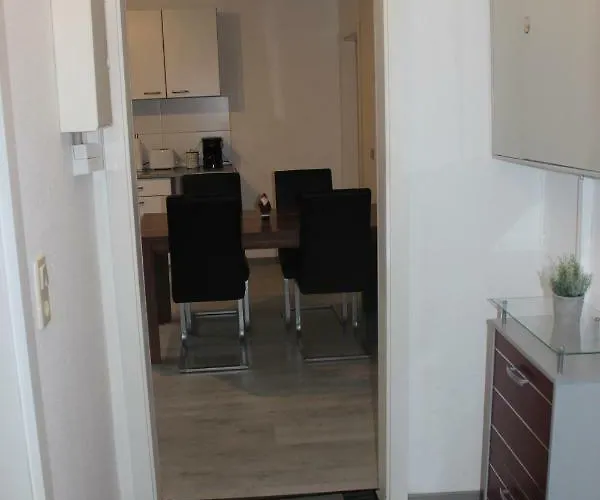 Gut Gelegenes Mit Wifi, Parkplatz, Wama, Trockner Usw. Apartment Kaiserslautern